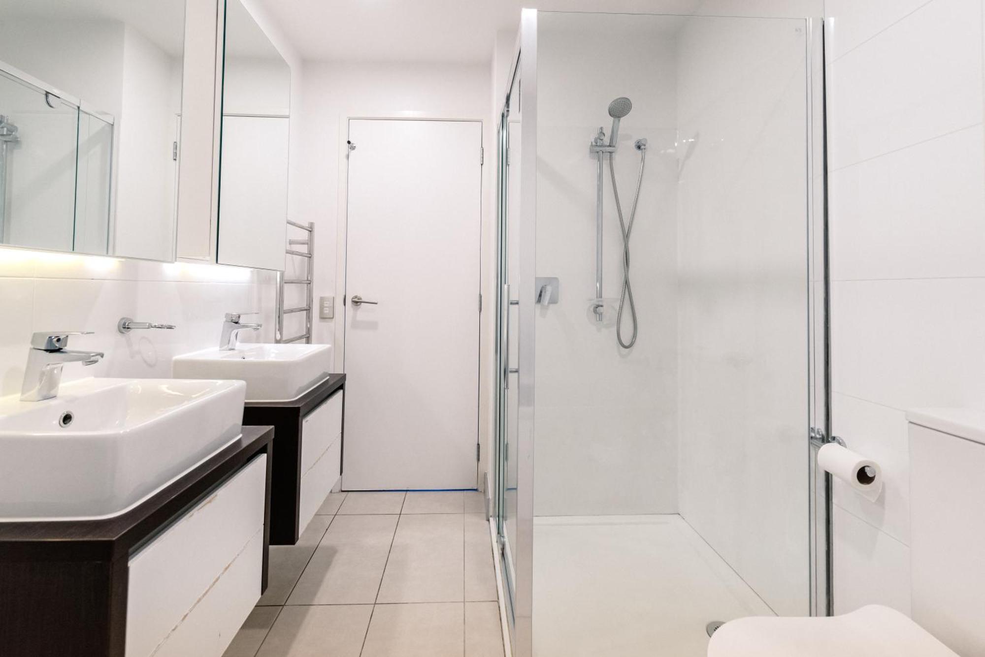 Magnificent Harbour View Skytower View Apartment In Cbd Auckland Exterior foto